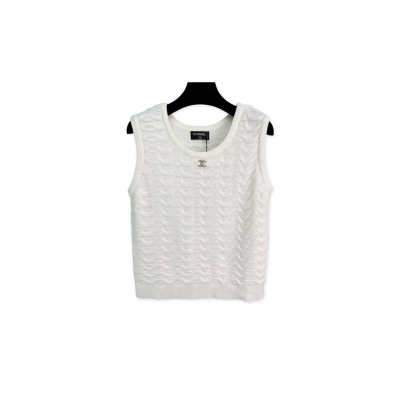 CHANEL KNITTED VEST